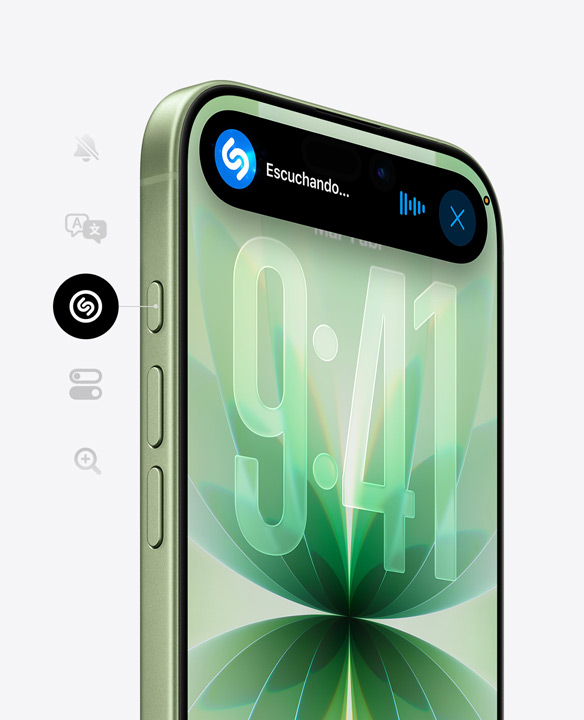 iPhone 17 en acabado verde salvia, parte delantera exterior que muestra el Ceramic Shield y la Dynamic Island con Shazam, vista lateral que muestra el botón Acción y los botones de volumen