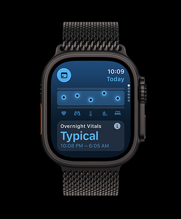 Apple Watch Ultra 3, warna hitam, casing titanium, aplikasi Tanda Vital, diagram yang menampilkan skor kesehatan, pemberitahuan Tanda Vital Semalaman, tali jam, Loop Milan hitam