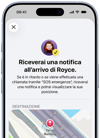 Lo schermo di un iPhone mostra la conferma che è stata impostata una notifica di Dov’è, il testo recita “Riceverai una notifica all’arrivo di Pedro”, una mappa con la posizione si trova nella parte inferiore dello schermo