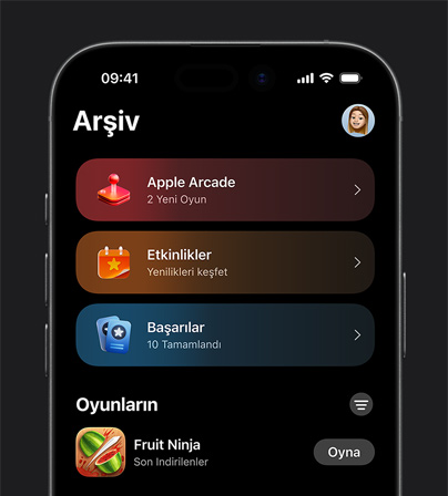 iPhone 17 Pro ekranında gösterilen Apple Games’teki Kitaplık sekmesi gösteriliyor