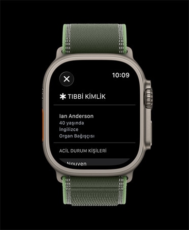 Apple Watch Ultra 3, natürel renk, titanyum kasa, Tıbbi Kimlik kartı ekranı