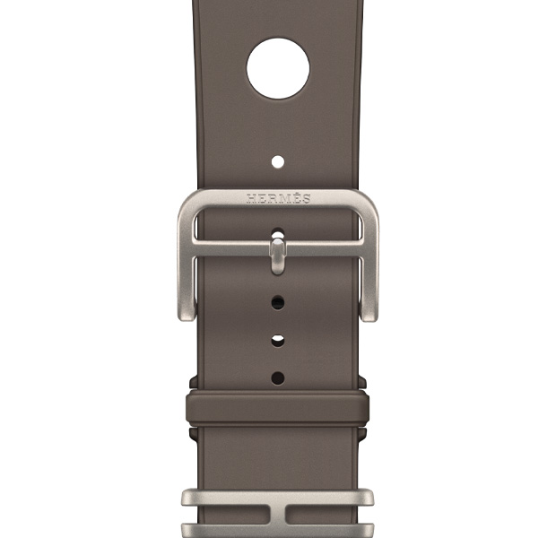 Apple Watch Hermès Ultra 4 Scub'H Diving band, Gris Titane color (gray), clasp detail, smooth molded rubber material, circular cutouts centered