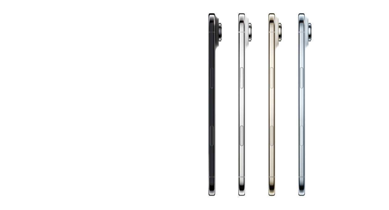 iPhone Air készülékek oldalnézetből égkék, világos arany, felhőfehér és asztrofekete színekben. A készülékek nagyon vékony profilúak, Fusion kamerarendszerük van, továbbá oldalsó gomb és a Kameravezérlő gomb található rajtuk.